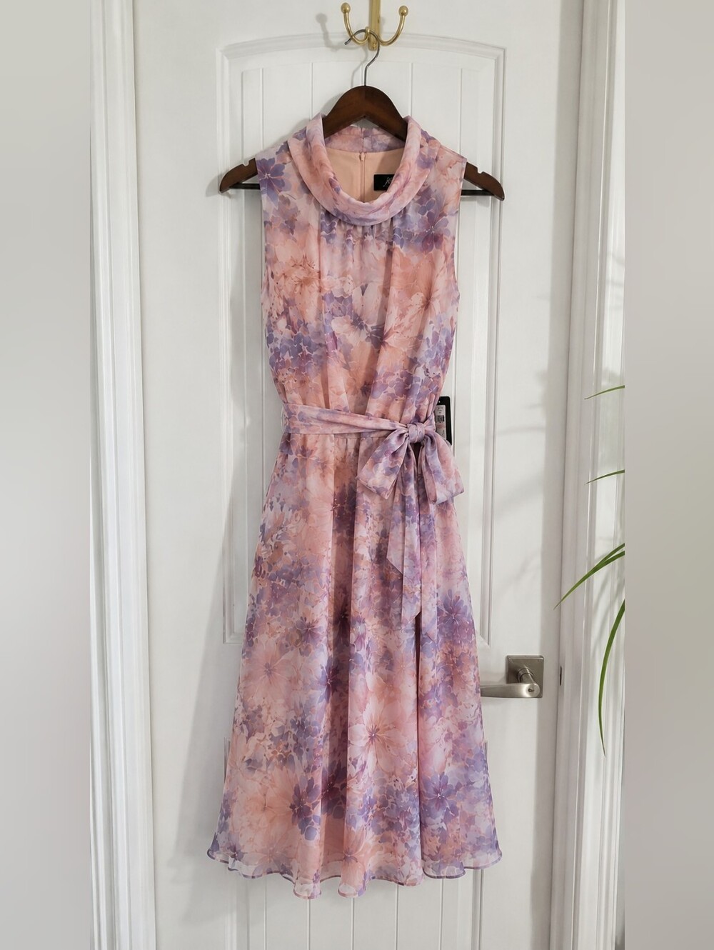 JH Pastel Floral Chiffon Belted Midi Dress Size 10 NWT